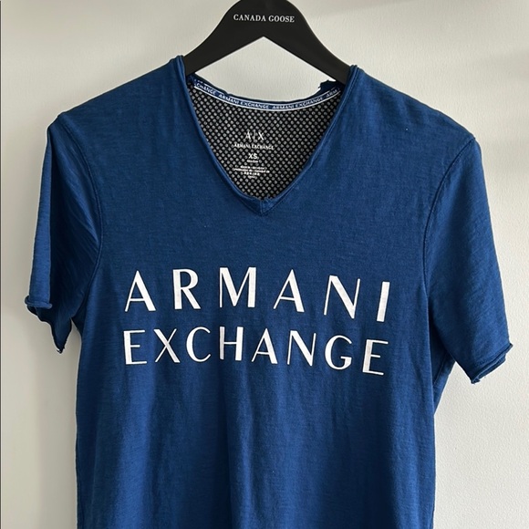 ✨Host pick✨Armani Exchange Blue T shirt with excellent condition - Picture 3 of 6